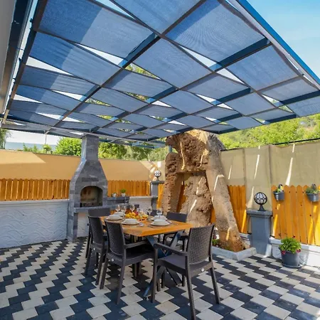 Apartamento Dedekavak *